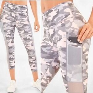 Fabletics Camo Mila PowerHold Mesh Athletic Leggings Capri Athleisure Workout M